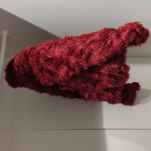 Red fluffy coat - Picture 2 of 2